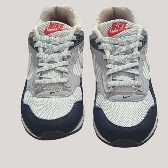 Nike Air (SKU #2100) - Picture 3 of 10
